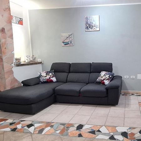 Casa Lory Villa SantʼAntìoco Екстериор снимка