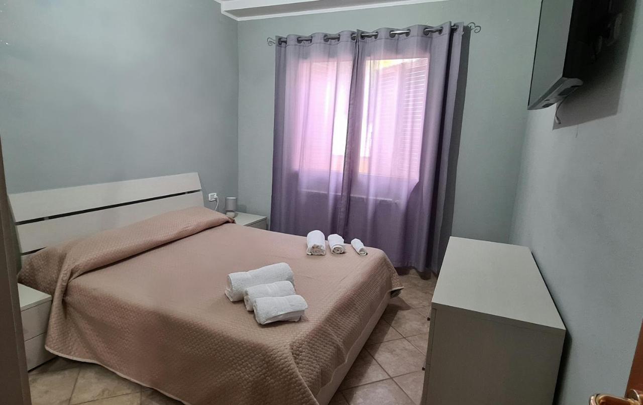 Casa Lory Villa SantʼAntìoco Екстериор снимка