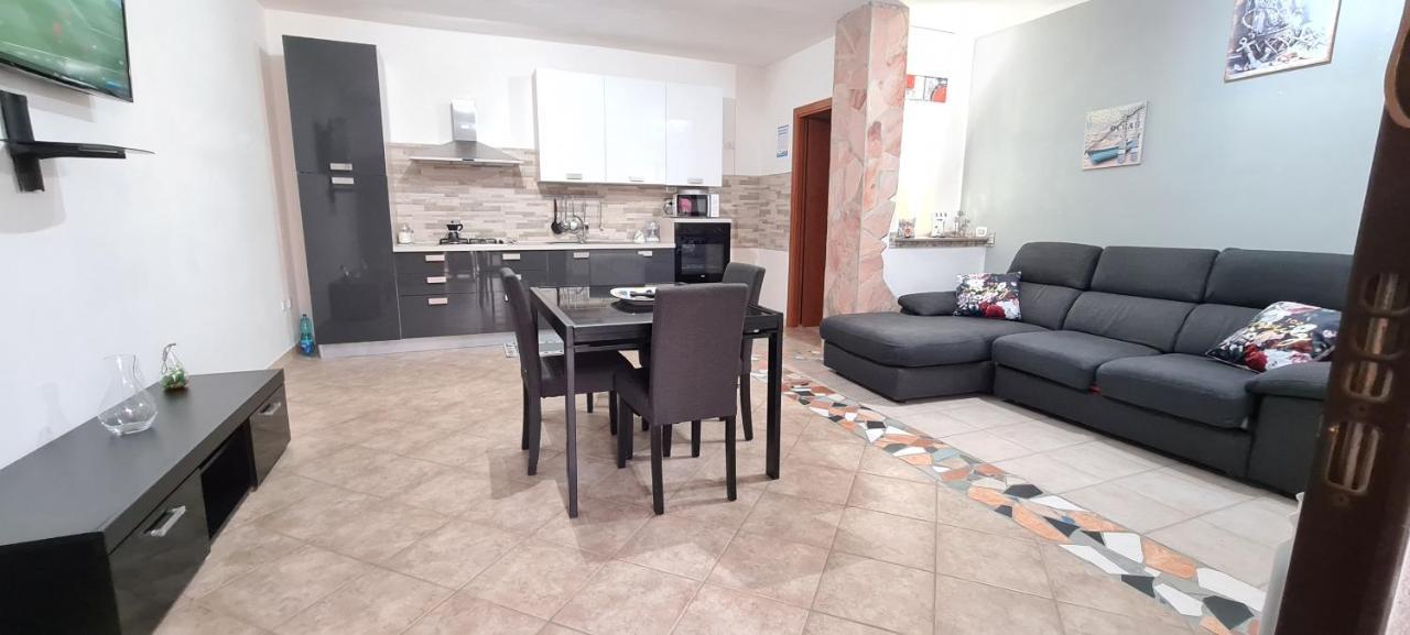 Casa Lory Villa SantʼAntìoco Екстериор снимка